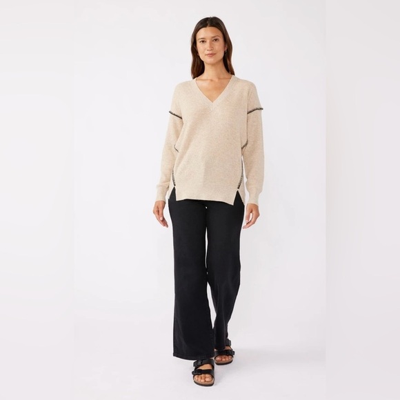 Lovestitch Ren Pullover V-Neck Sweater Size Small Oatmeal/Black Bohemian - Picture 14 of 14